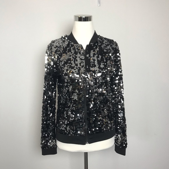 Forever 21 Jackets & Blazers - Forever 21 Contemporary Zip Up Sequin Jacket